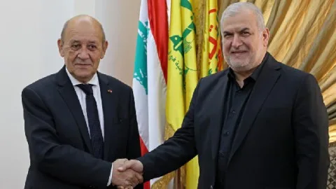 المسؤول الفرنسي في لبنان يجتمع بنائب من حزب الله المسؤول الفرنسي في لبنان يجتمع بنائب من حزب الله