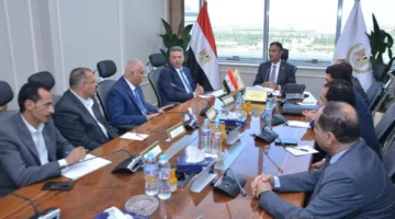 وزير التموين يلتقي بممثلي قطاع السلع الغذائية ونقابة بائعي التموين