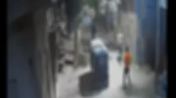 أحداث مؤسفة: الاعتداء على توكتوك بأسلحة نارية في أسيوط | فيديو