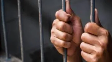 نزاع حول إصلاح دراجة نارية.. ميكانيكي يُشعل النار في شقة في السلام
