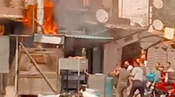 إخماد حريق في مطعم بمنطقة الوادي الجديد