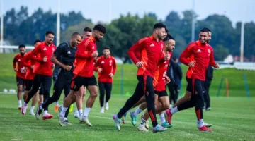 كأس العالم للأندية | بيبييرو يقدم ورشة عمل تقنية للاعبي الأهلي