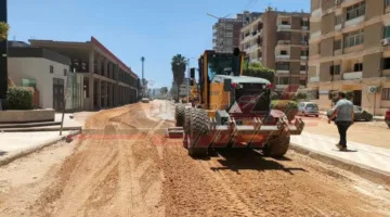 تعبيد مجموعة من الطرق في مدينة كفر الشيخ