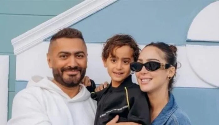 تامر حسني يوضح تفاصيل صحة ابنه بعد نقله إلى المستشفى «صورة» تامر حسني يوضح تفاصيل صحة ابنه بعد نقله إلى المستشفى «صورة»