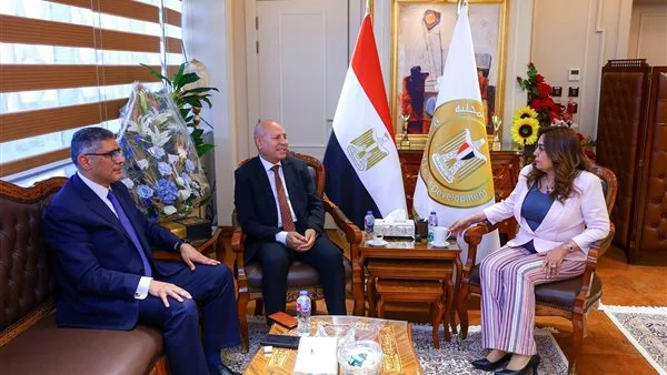 وزيرة التنمية المحلية تراجع مع محافظي القاهرة والجيزة المشاريع التنموية والخدمية وزيرة التنمية المحلية تراجع مع محافظي القاهرة والجيزة المشاريع التنموية والخدمية