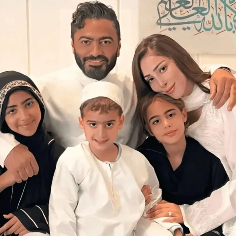 تامر حسني يُناشد الدعاء لابنه «آدم» وينبه الآباء بعدم تجاهل هذه العلامات. تامر حسني يُناشد الدعاء لابنه «آدم» وينبه الآباء بعدم تجاهل هذه العلامات.