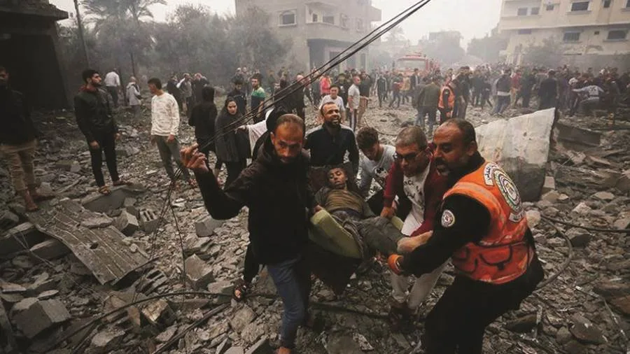 10 شهداء، منهم أطفال، نتيجة قصف الاحتلال في غزة وخان يونس 10 شهداء، منهم أطفال، نتيجة قصف الاحتلال في غزة وخان يونس