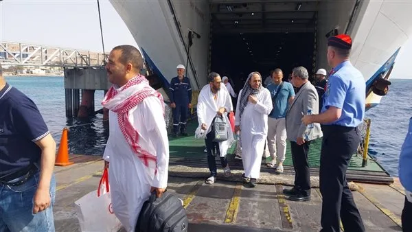بدء أولى رحلات عودة حجاج الحج السياحي البري المصريين لموسم حج 1446هـ من الأماكن المقدسة بدء أولى رحلات عودة حجاج الحج السياحي البري المصريين لموسم حج 1446هـ من الأماكن المقدسة