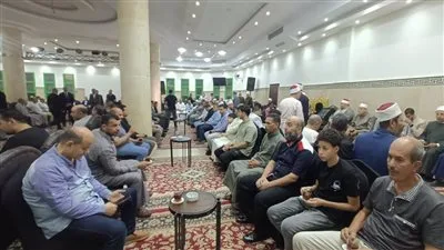 وزير البترول يشارك في عزاء شهيد الشهامة خالد عبدالعال بجهاز العاشر من رمضان وزير البترول يشارك في عزاء شهيد الشهامة خالد عبدالعال بجهاز العاشر من رمضان