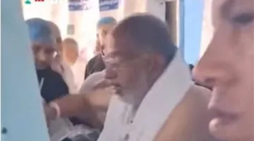 الكشري المصري يحظى بشعبية في موسم الحج.. صاحب محل يفاجئ الحجاج (فيديو)
