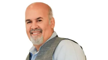 المخرج عبد الخالق فريد يتولى إدارة مهرجان بورسعيد الدولي للسينما