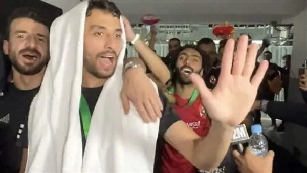 طاهر محمد ي divulges اسباب احتفاله بأغنية “سطلانة” والتحديات التي كان يواجهها مؤخراً. طاهر محمد ي divulges اسباب احتفاله بأغنية “سطلانة” والتحديات التي كان يواجهها مؤخراً.