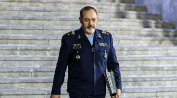 وزير الدفاع الإيراني ينبه من تداعيات عدم نجاح المحادثات النووية وتصاعد التوتر مع طهران