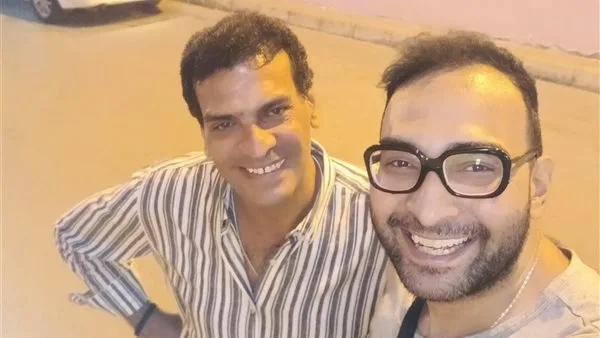 المخرج محمد حمدي لـ«البوابة نيوز»: مشاهير السوشيال ميديا غير قادرين على استبدال الممثلين.. والموهبة هي العامل الحاسم المخرج محمد حمدي لـ«البوابة نيوز»: مشاهير السوشيال ميديا غير قادرين على استبدال الممثلين.. والموهبة هي العامل الحاسم