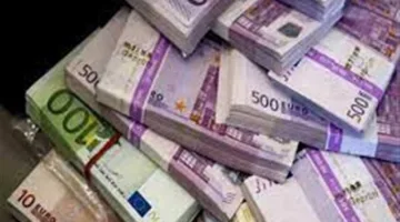 سعر الدولار الحالي بعد تراجع الأخير أمام الجنيه والعملات العربية والأجنبية اليوم الخميس 12 يونيو 2025.