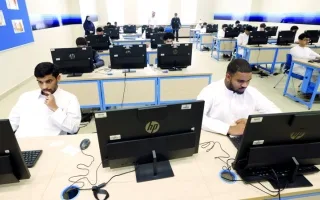 طلاب الصف الثاني عشر: أسئلة مادة «الإنجليزية» بسيطة وتناسب جميع المستويات
