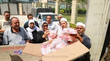 بدء قوافل توزيع لحوم الأضاحي اليوم