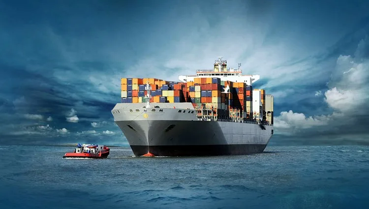 تحذيرات من إمكانية تأثير التوترات في الشرق الأوسط على حركة الشحن تحذيرات من إمكانية تأثير التوترات في الشرق الأوسط على حركة الشحن