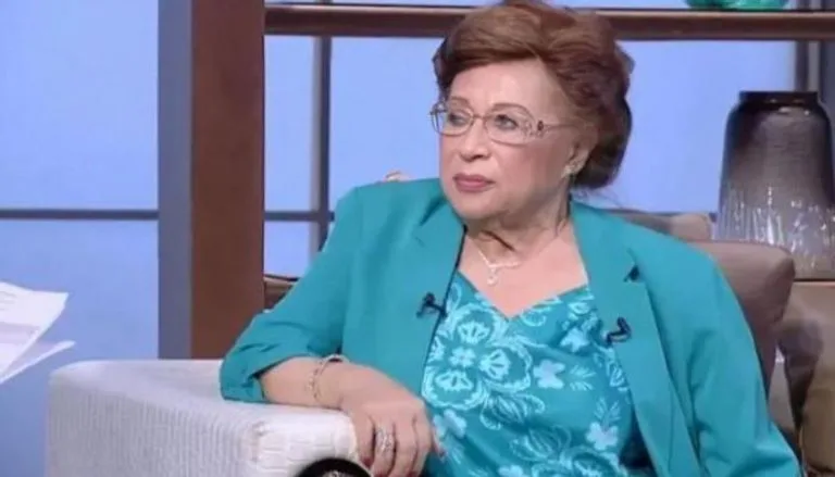 النيابة المصرية تنهي التحقيق في قضية نوال الدجوي: لم يحدث سرقة النيابة المصرية تنهي التحقيق في قضية نوال الدجوي: لم يحدث سرقة