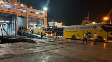 عودة الفوج الأول من حجاج البر عبر ميناء نويبع بمجموع 295 حاجًا و8 حافلات