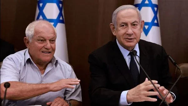 إذاعة جيش الاحتلال: إسرائيل توقف تحويل إيرادات الضرائب للفلسطينيين إذاعة جيش الاحتلال: إسرائيل توقف تحويل إيرادات الضرائب للفلسطينيين