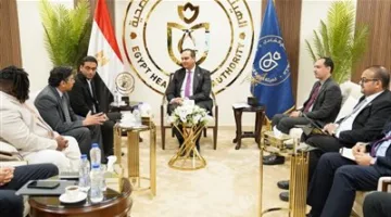 رئيس هيئة الرعاية الصحية يراقب تطوير مركز متخصص في أمراض العيون بمستشفى رمد بورسعيد ويعمل على شراكة مع مركز أوروبي.