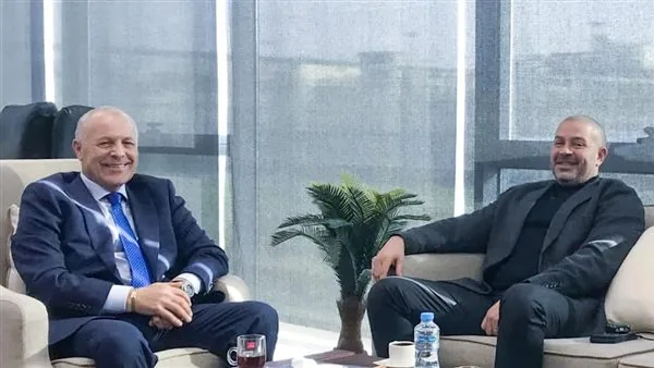 الاستحواز على الكرة المصرية: استراتيجية أبوريدة لإنهاء صراع القوى الكبرى الاستحواز على الكرة المصرية: استراتيجية أبوريدة لإنهاء صراع القوى الكبرى