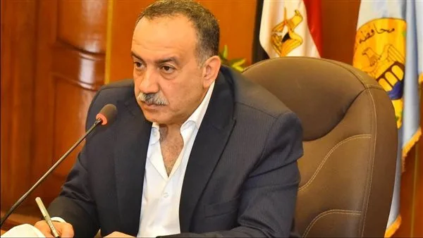 محافظ أسيوط يُطلق برنامجاً تدريبياً للشباب حول ريادة الأعمال والتمويل الشامل