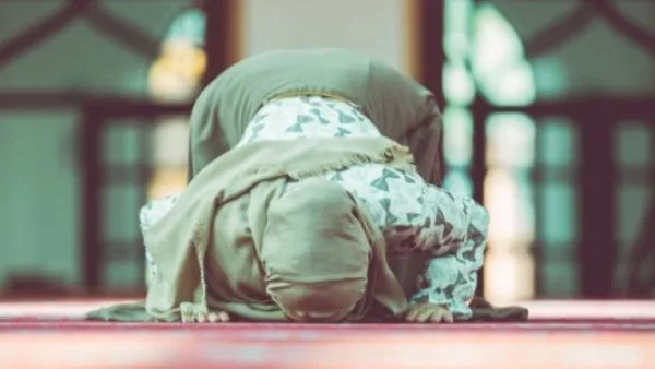 صلاة الضحى: اكتشف فوائدها ولا تتوانَ في أدائها صلاة الضحى: اكتشف فوائدها ولا تتوانَ في أدائها
