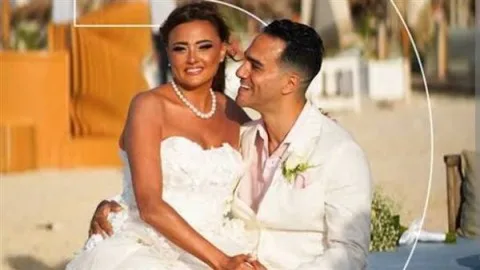 بشرى تعلن انفصالها عن زوجها خالد حميدة بعد سنة من ارتباطهما