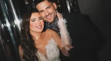 مسلم يواجه وعكة صحية غير متوقعة بعد ساعات من إعلان مرض زوجته