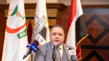 رئيس جمعية الصيادلة: التضامن الوطني مع القيادة السياسية مسؤولية وطنية ومهنية
