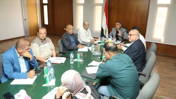 محافظ الجيزة يراقب تقدم تطوير المنطقة الصناعية والاستثمارية في أبو رواش محافظ الجيزة يراقب تقدم تطوير المنطقة الصناعية والاستثمارية في أبو رواش