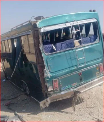 مأساة على محور الضبعة: 43 مصابًا في حادث مروع | «صور» مأساة على محور الضبعة: 43 مصابًا في حادث مروع | «صور»