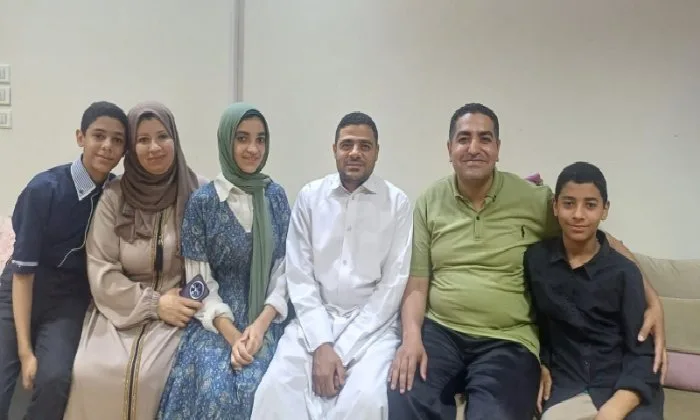 «سلمي وائل».. المتفوقة الأولى في الشرقية بالثانوية الأزهرية: حفظ القرآن هو سر نجاحي وطموحي في دراسة الطب «سلمي وائل».. المتفوقة الأولى في الشرقية بالثانوية الأزهرية: حفظ القرآن هو سر نجاحي وطموحي في دراسة الطب