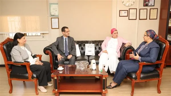 تنسيق بين هيئة المرأة ونسختها المعنية بالطفولة والأمومة حول اجتماع لمكافحة ختان الإناث تنسيق بين هيئة المرأة ونسختها المعنية بالطفولة والأمومة حول اجتماع لمكافحة ختان الإناث