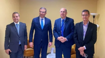 وزير الزراعة يجتمع بمفوضية الاتحاد الأوروبي للثروة السمكية خلال المؤتمر العالمي في فرنسا