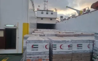 وصول باخرة إماراتية جديدة محملة بـ 2100 طن من الإمدادات لسكان غزة