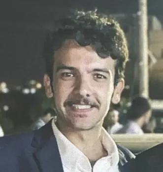 سيف منور السردية: السلام في ظل الحرب – استلهام من رواية 1984 سيف منور السردية: السلام في ظل الحرب – استلهام من رواية 1984