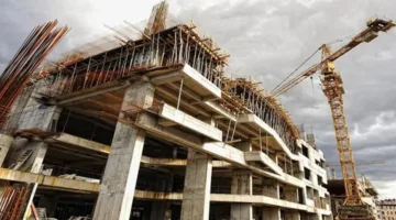 المدير التنفيذي لشركة العبور للاستثمار العقاري يزيد حصته إلى 6.01%