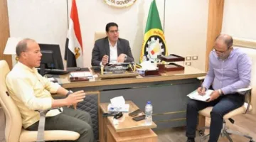 نائب محافظ الدقهلية يقود اجتماعًا تنسيقيًا لمتابعة مشاريع إنارة طريق رافد جمصة