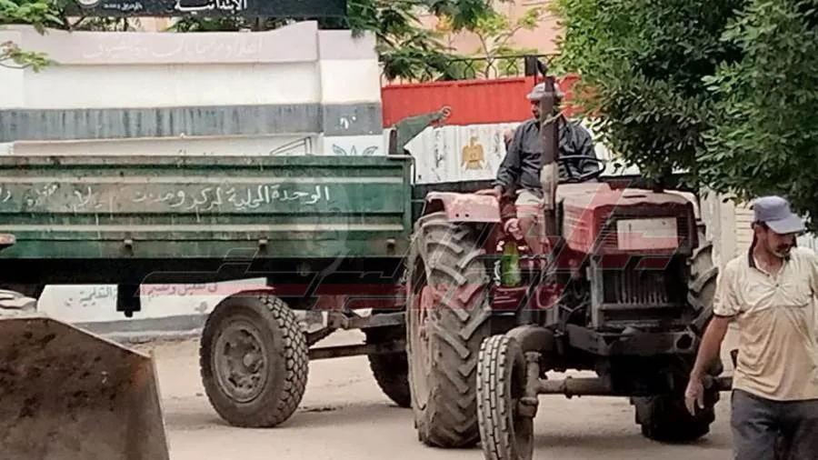 تحسين جودة بيئة لجان الثانوية العامة في بيلا لاستيعاب 2927 طالبًا يوم الأحد المقبل. تحسين جودة بيئة لجان الثانوية العامة في بيلا لاستيعاب 2927 طالبًا يوم الأحد المقبل.