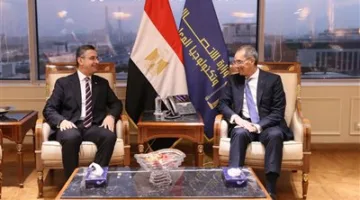 التعاون الرقمي بين وزارتي التموين والاتصالات: خطوة متقدمة في تحسين خدمات السجل التجاري عبر منصة “مصر الرقمية”