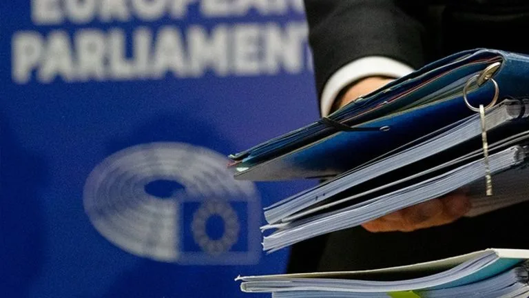 أعباء مالية كبيرة على إعادة هيكلة البنوك الأوروبية.. مليارات لإنهاء الاتفاقيات.