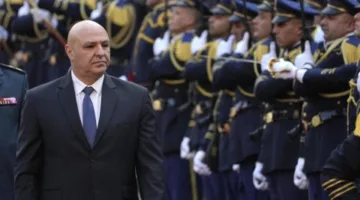 رئيس لبنان يقوم بزيارة إلى الفاتيكان ويلتقي بالبابا يوم الجمعة