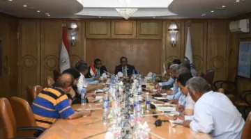 محافظ قنا يراقب قضايا التقنين والتصالح والتغيرات الجغرافية