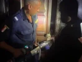 لفتة إنسانية: فرق الحماية المدنية تُنقذ سيدة مسنّة عاجزة عن الحركة في مدينة نصر