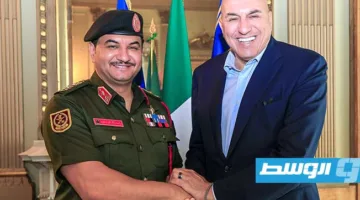 صدام حفتر يلتقي وزير الدفاع الإيطالي لمناقشة تقليص الهجرة غير القانونية