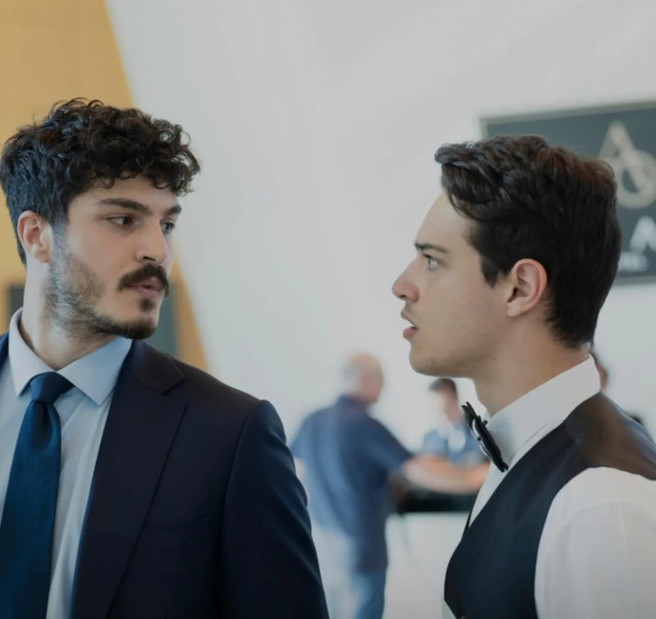بالرغم من انخفاض معدلات المشاهدة، مسلسل المشردون الحلقة 27 يظل يحظى بتفاعل واسع من الجمهور. بالرغم من انخفاض معدلات المشاهدة، مسلسل المشردون الحلقة 27 يظل يحظى بتفاعل واسع من الجمهور.