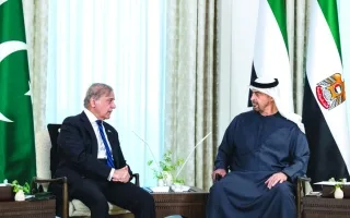 رئيس الدولة ورئيس الوزراء الباكستاني يناقشان سبل تعزيز التعاون بين البلدين.